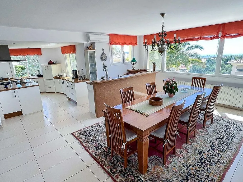 Söögituba - Luxury Detached House with Pool in La Nucia