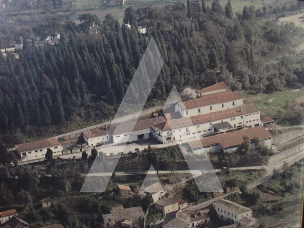 Vue aérienne - Historic Wine Cellar with Storage in Anadia