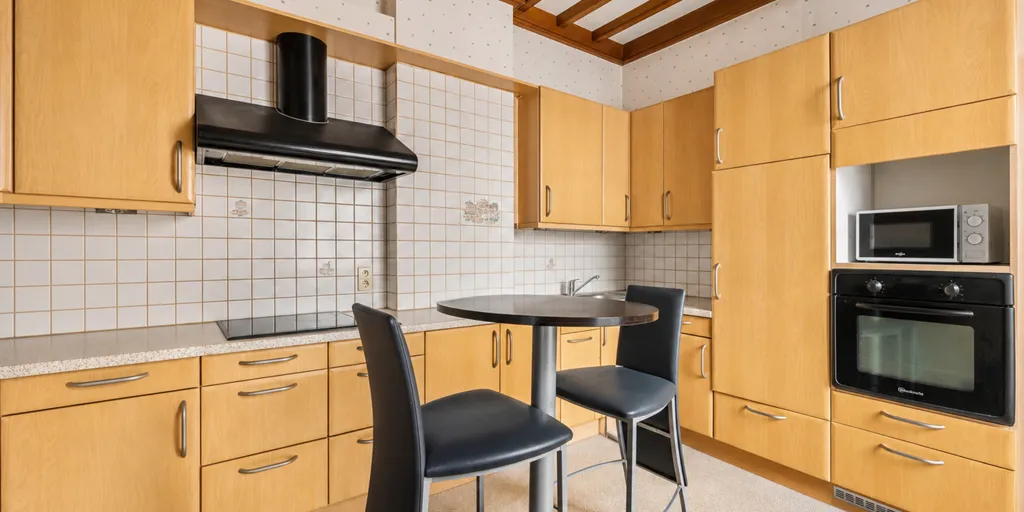 Cuisine - Bâtiment Mixte avec Vue sur la Schelde à Tournai
