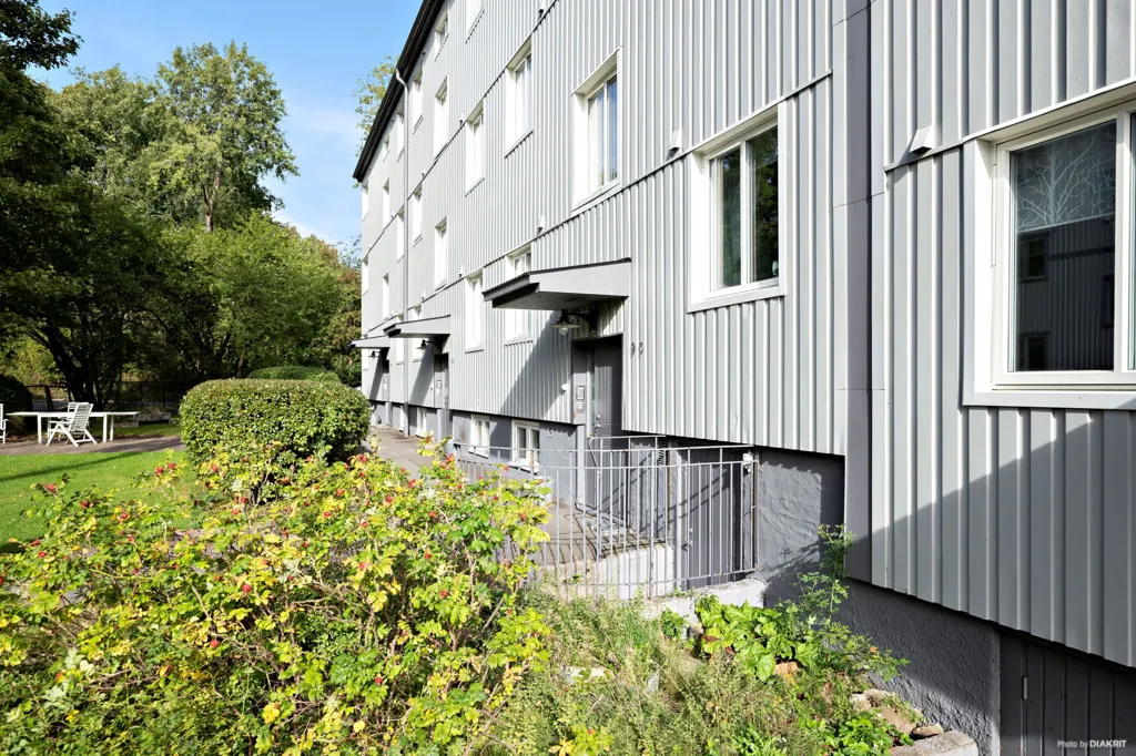 Extérieur - Loft-Style Apartment with High Ceilings in Krokslätt