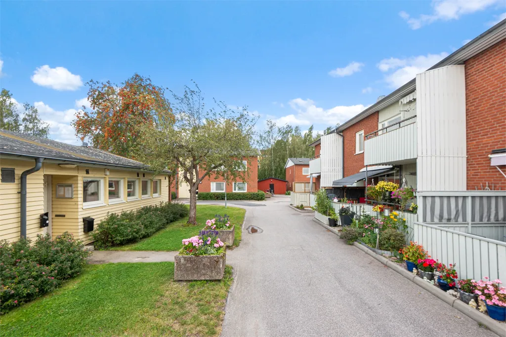 Välivaade - Apartment with South-Facing Terrace in Årsta