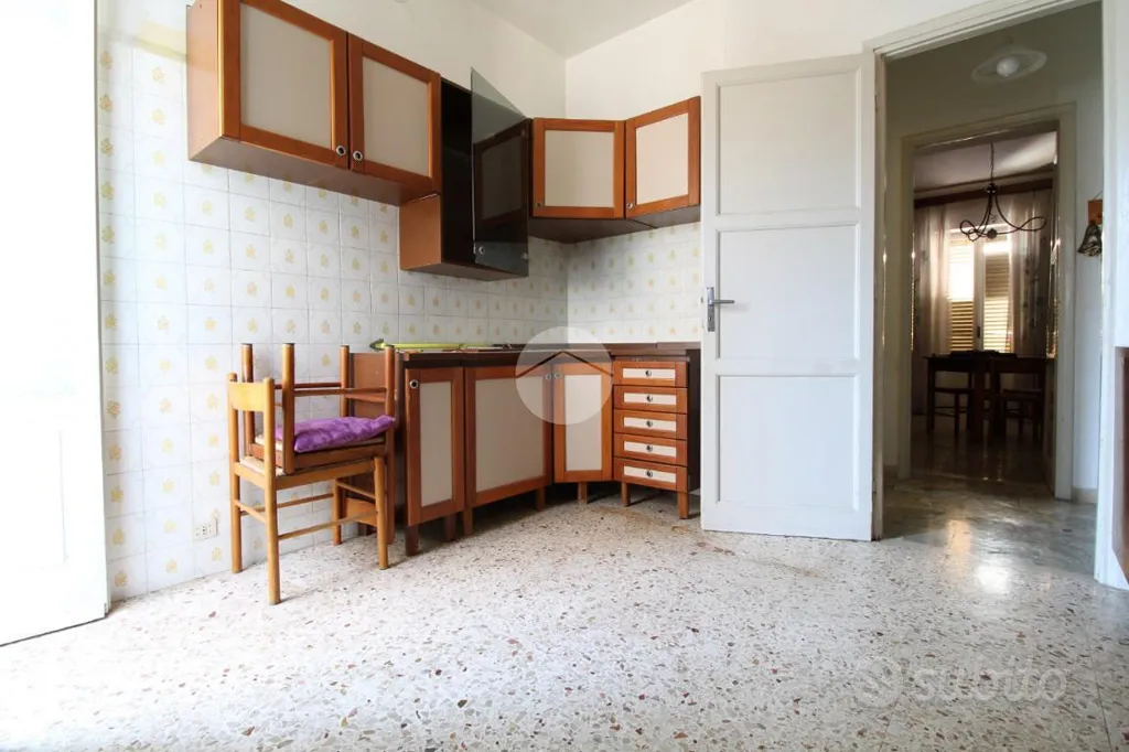 Köök - Three-Bedroom Flat with Veranda in Trapani