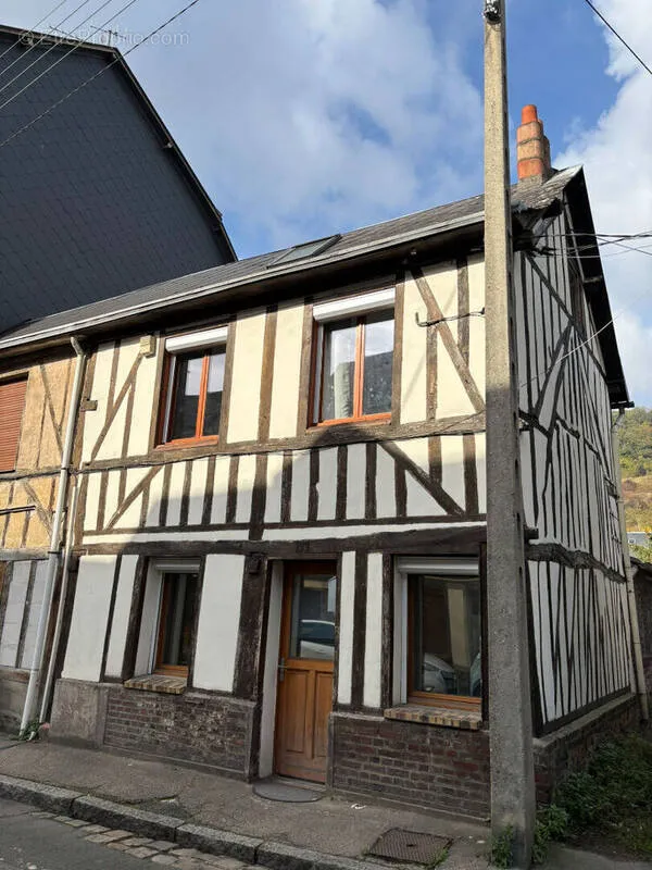 Extérieur - Maison Charmante avec Terrasse à Rouen
