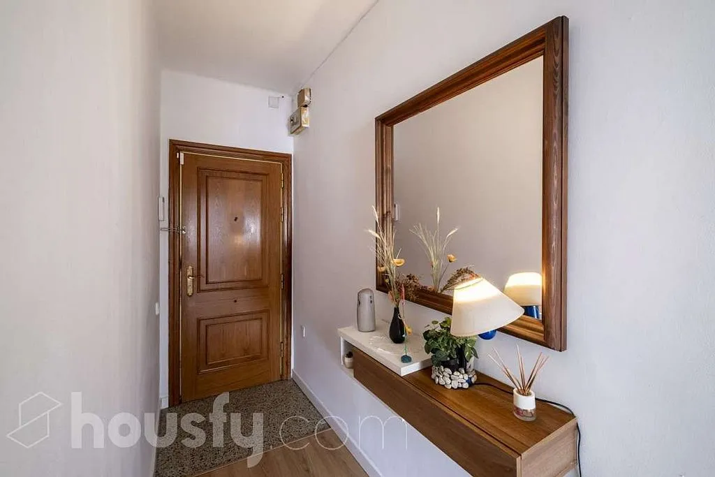 Entrée - Apartment with Terrace in Ca n'Anglada, Terrassa