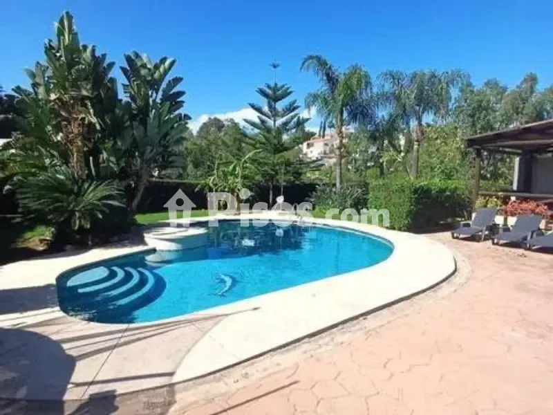 Piscine - Chalet with Pool and Terrace in Campo de Mijas