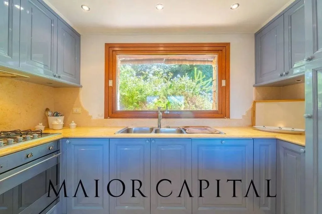 Köök - Luxury Villa with Sea View in San Teodoro