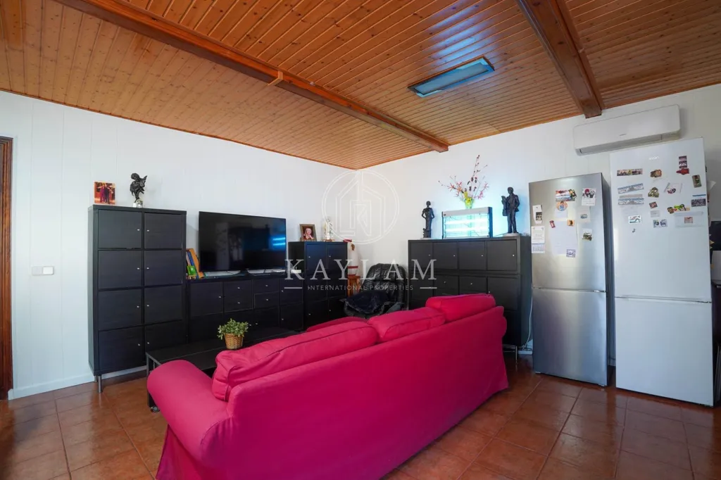Elutuba - Rustic Chalet with Pool in Canyelles