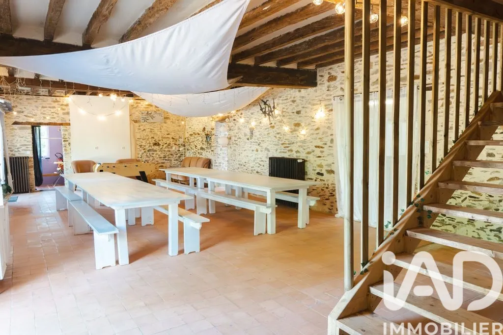 Söögituba - Charming Gîte with Reception in Les Hauts-d'Anjou