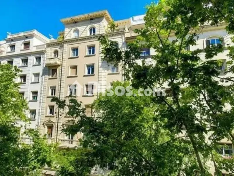 Välivaade - Apartment for Renovation with Double Orientation in Eixample