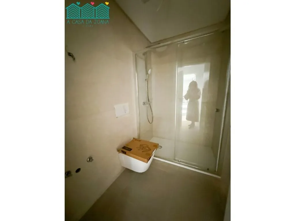 Salles de bain - Luxury Flat with Balcony in Aveiro
