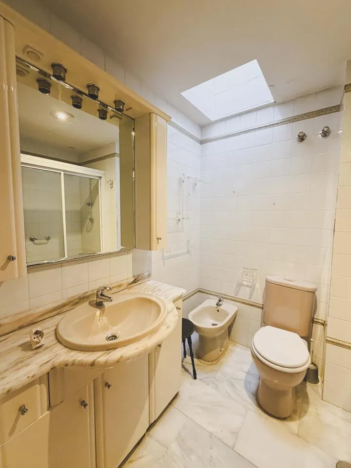 Bathrooms - Corner Chalet with Terrace in San José - Varela