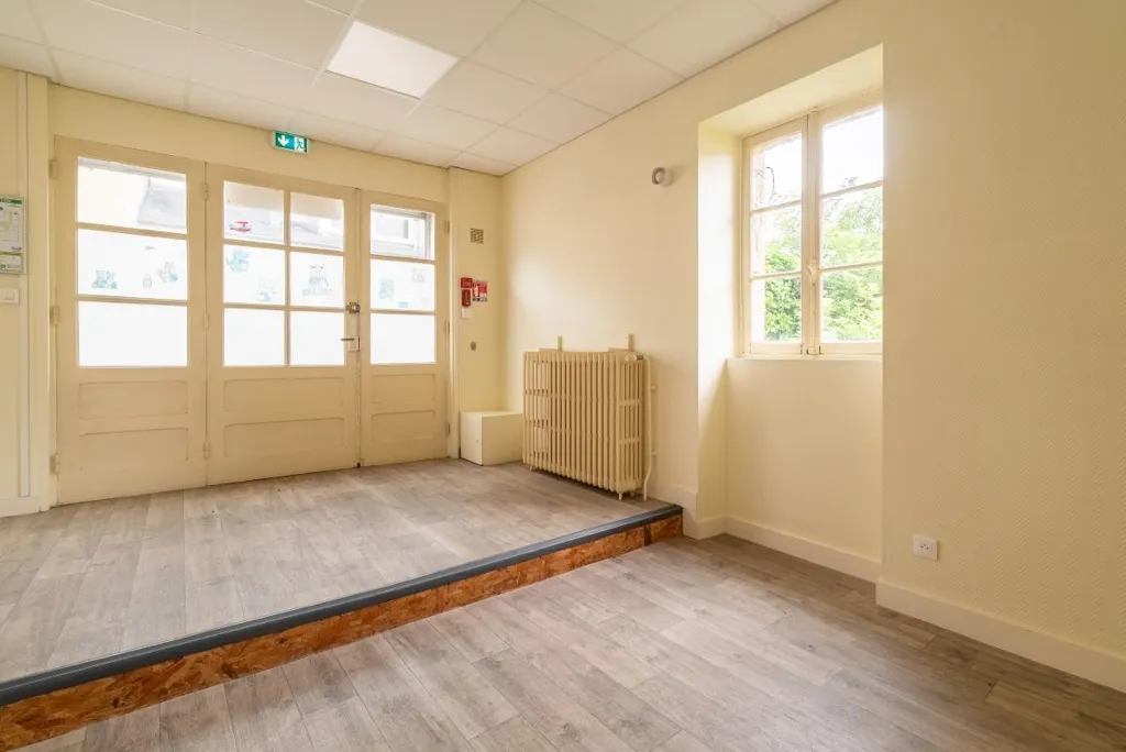 Pièces - Maison de Bureau sur 4 Niveaux à La Souterraine