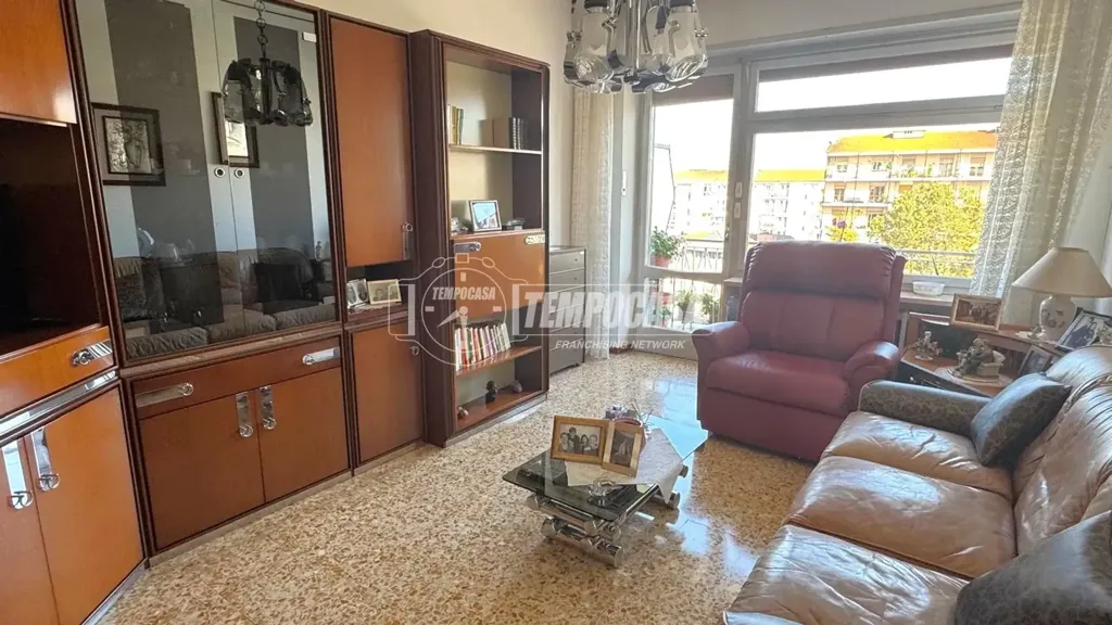Elutuba - Rearranged Apartment with Balcony in Collegno