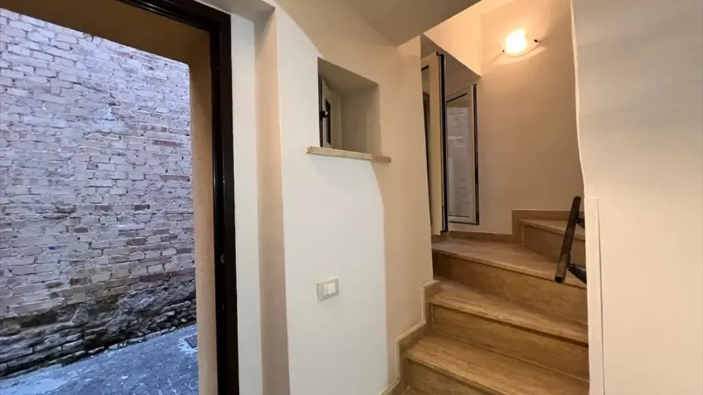 Toad - Restored Townhouse in Chieti Centre
