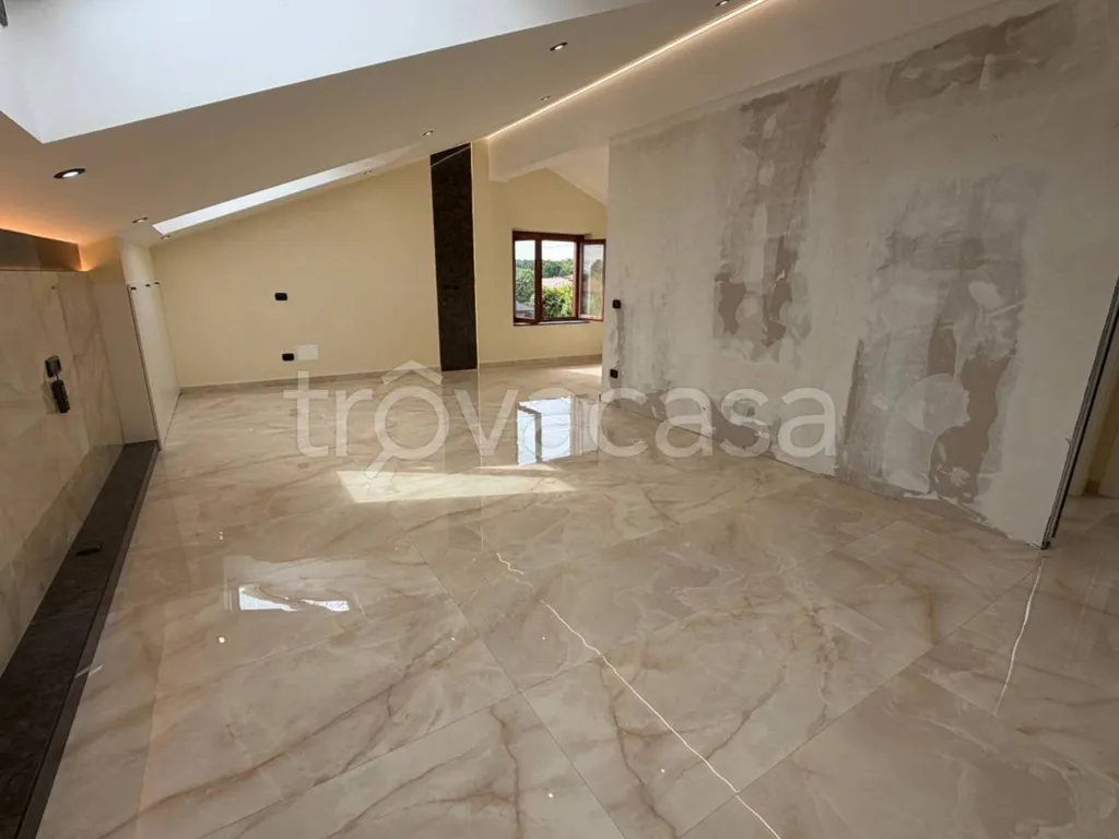 Elutuba - Modern Mansard Apartment with Terrace in Borgo Ticino