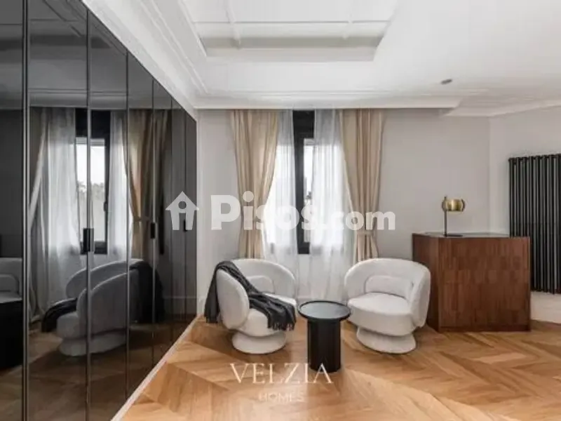 Elutuba - Luxury Flat with Balcony in Salamanca, Madrid