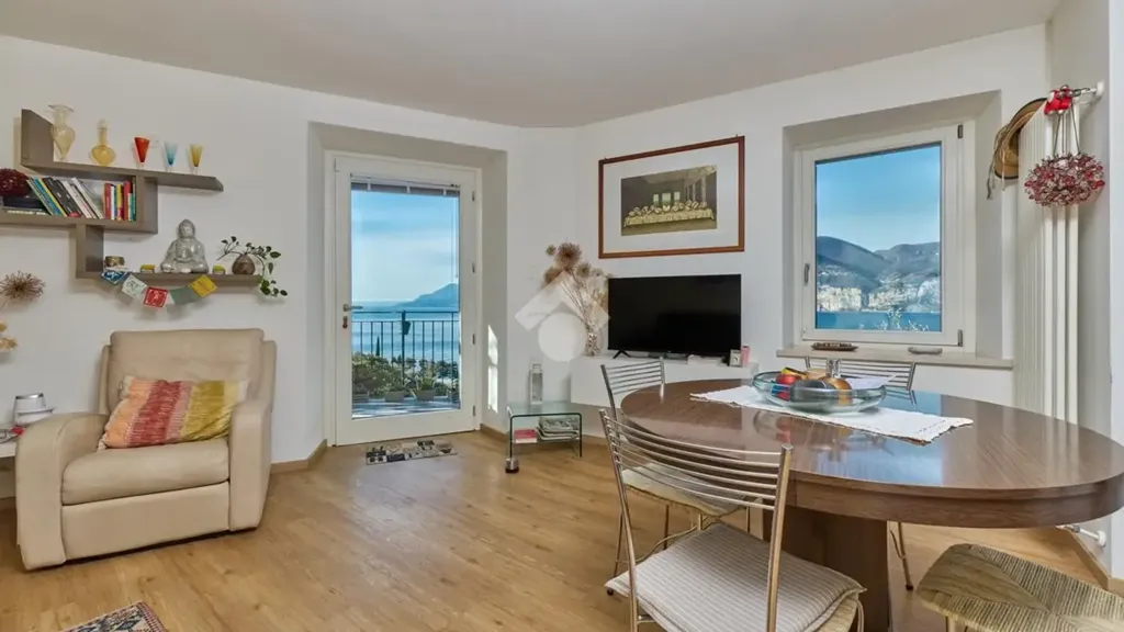 Séjour - Luxury Villa with Lake View in Brenzone