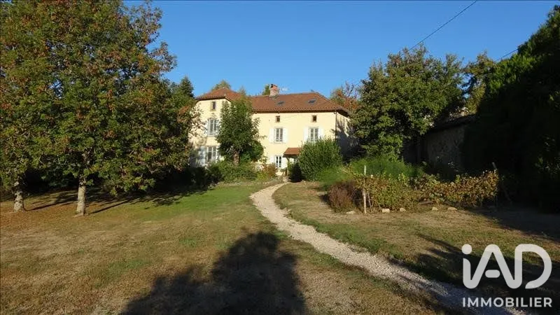 Välivaade - Country House with Pool in Lauresses
