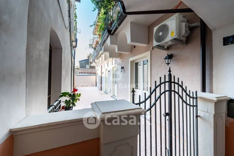 Giardino - Rearranged Two-Bedroom in Acireale Centre