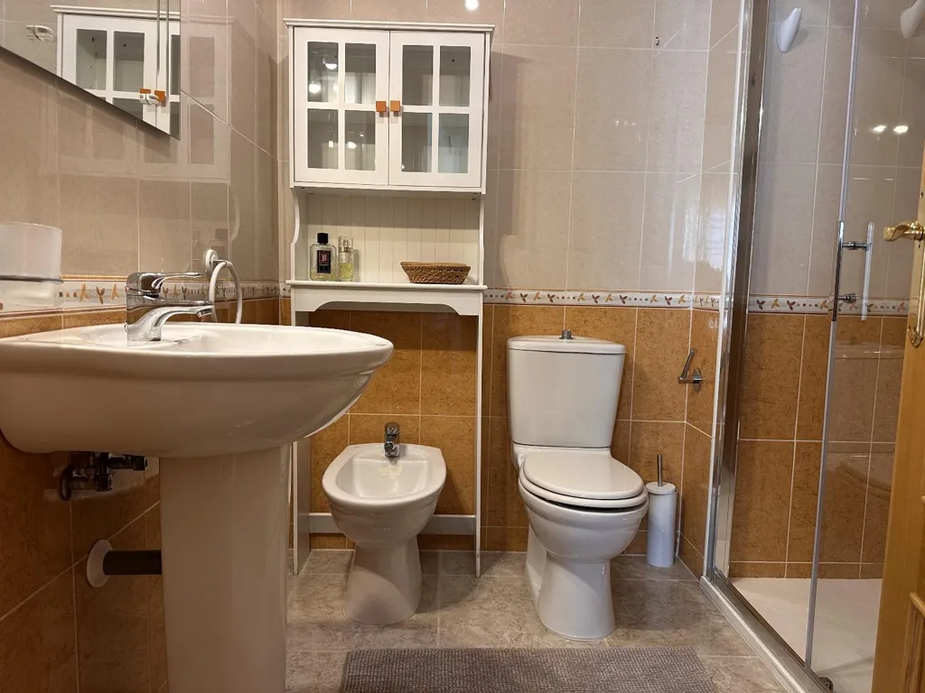 Bathrooms - Apartment with Pool and Terrace in San Javier