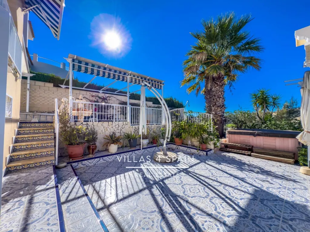 Terrazza - Villa with Golf Course Views in Ciudad Quesada