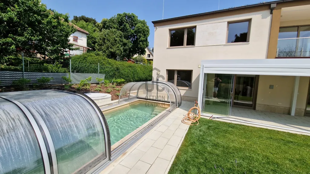 Bassein - Luxury Duplex with Garden in Budapest III
