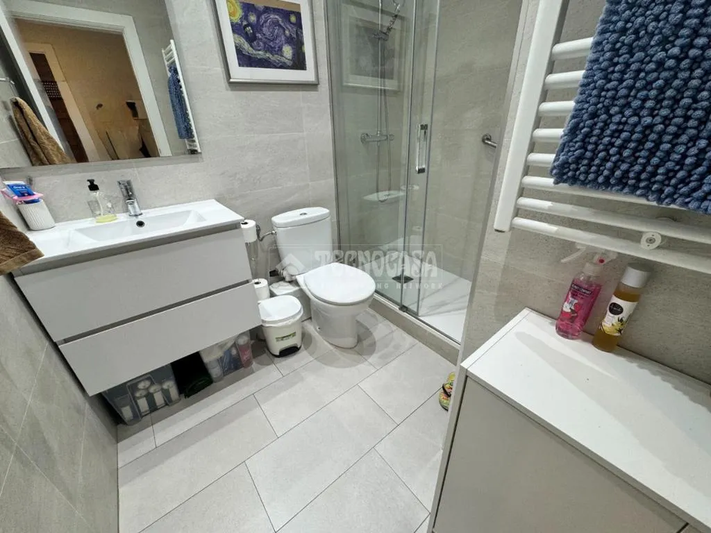 Vannitoad - Reformed Apartment with Terrace in Sant Andreu
