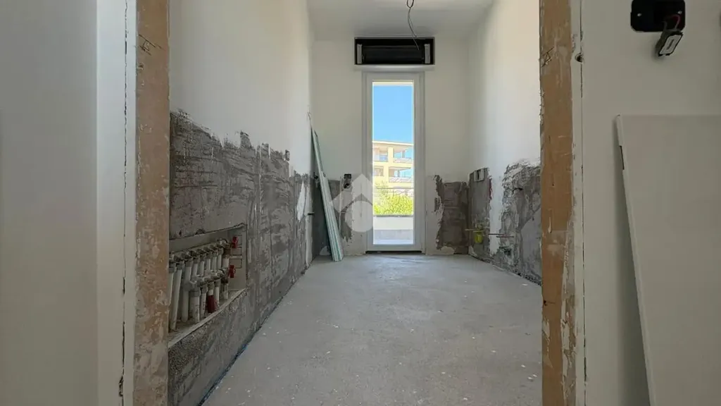 hallway_entrance