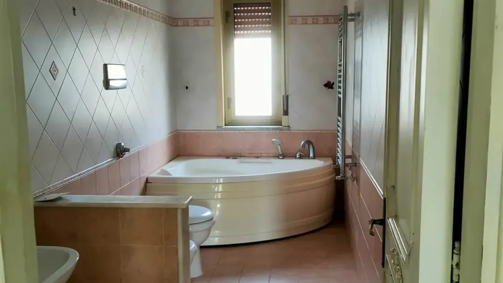 Salles de bain - Rearfacing Apartment with Balconies in Palermo