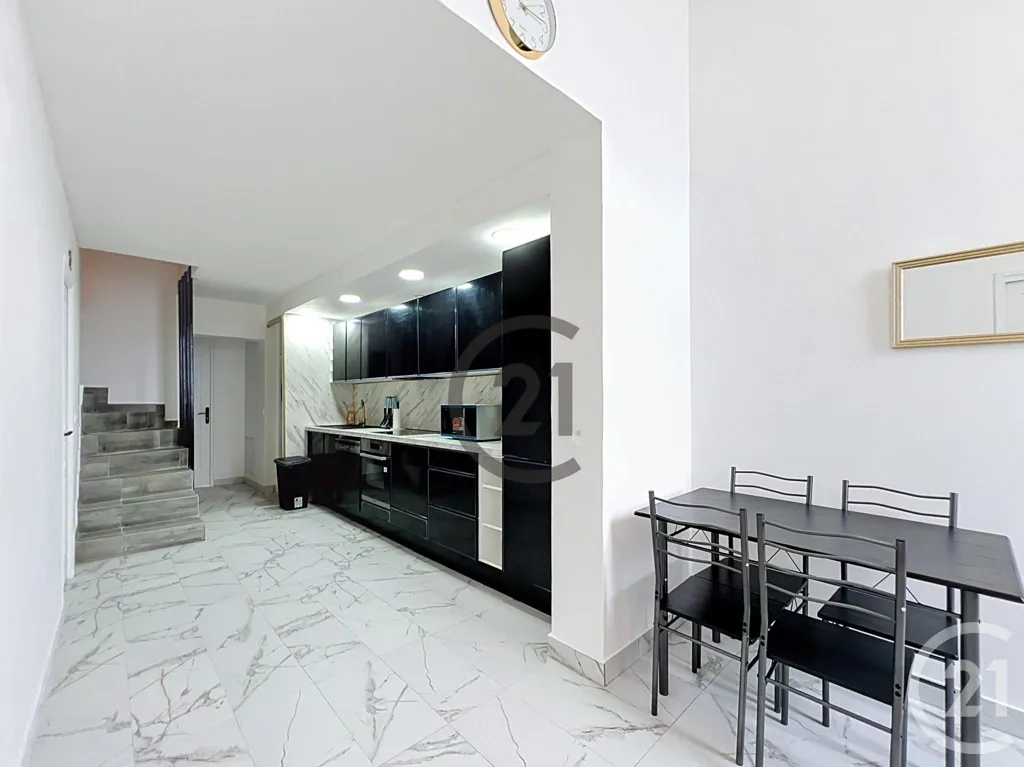Salle à manger - Chambre en Colocation Rénovée avec Balcon à Le Mée-sur-Seine