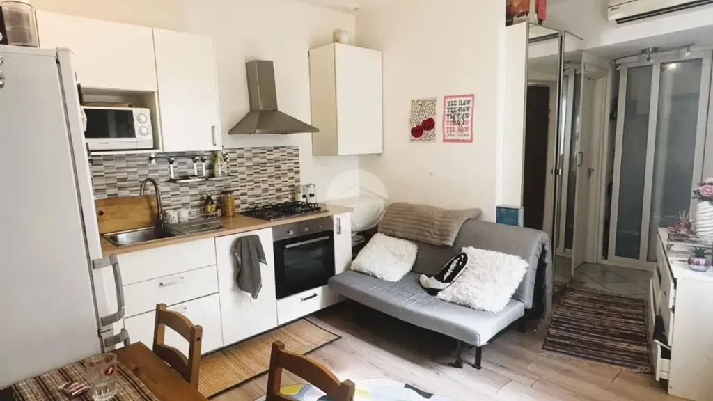 Cucina - Rusticated Flat with Balcony in Milan