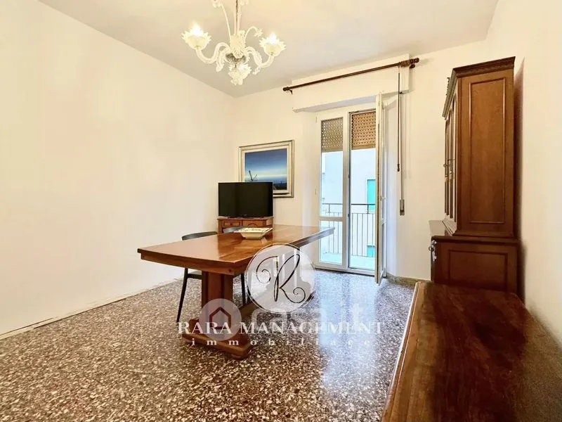 Söögituba - Centralised Apartment with Four Balconies in Ancona