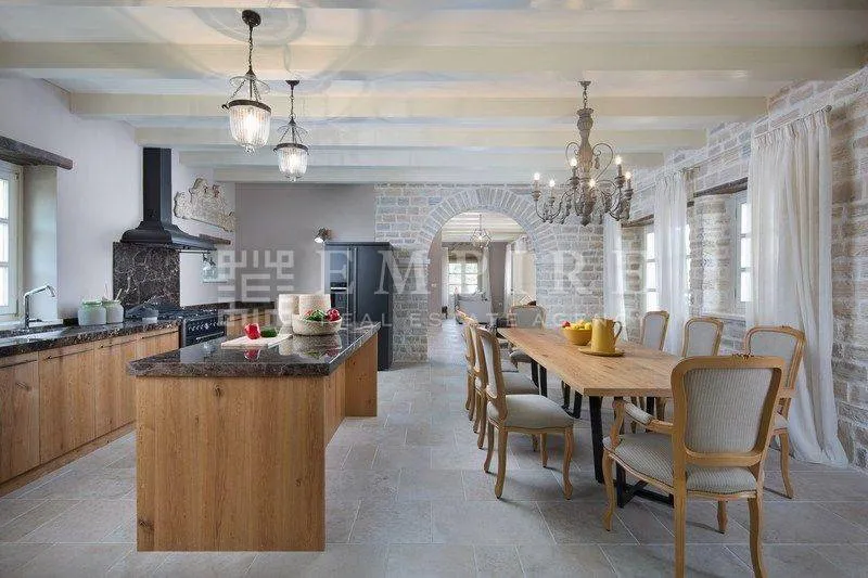 Köök - Luxury Villa with Pool in Kanfanar