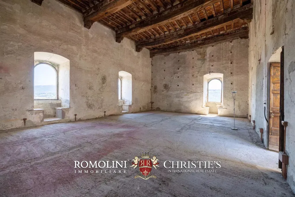 Toad - Historic Estate with Castle in Umbria