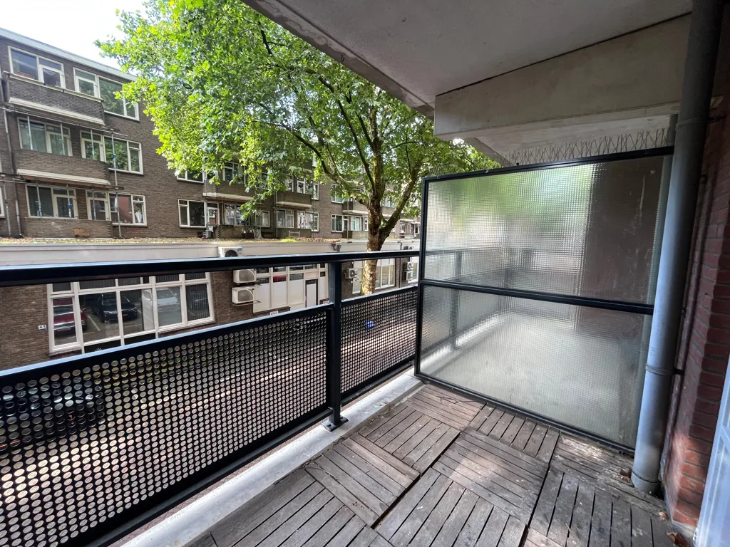 Balcone - Studio with City View in Rotterdam Centre