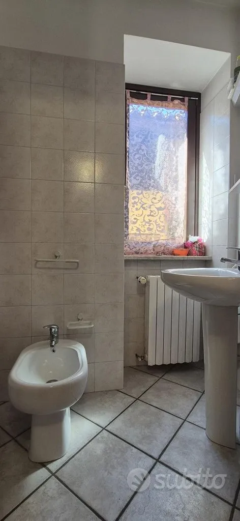 Salles de bain - Bifamiliar Villa with Private Garden in Frossasco