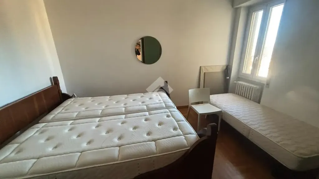Chambres - Trilocale with Terrace in Pavia