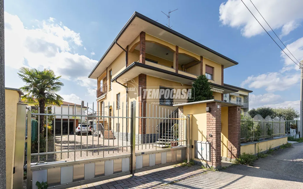 facade