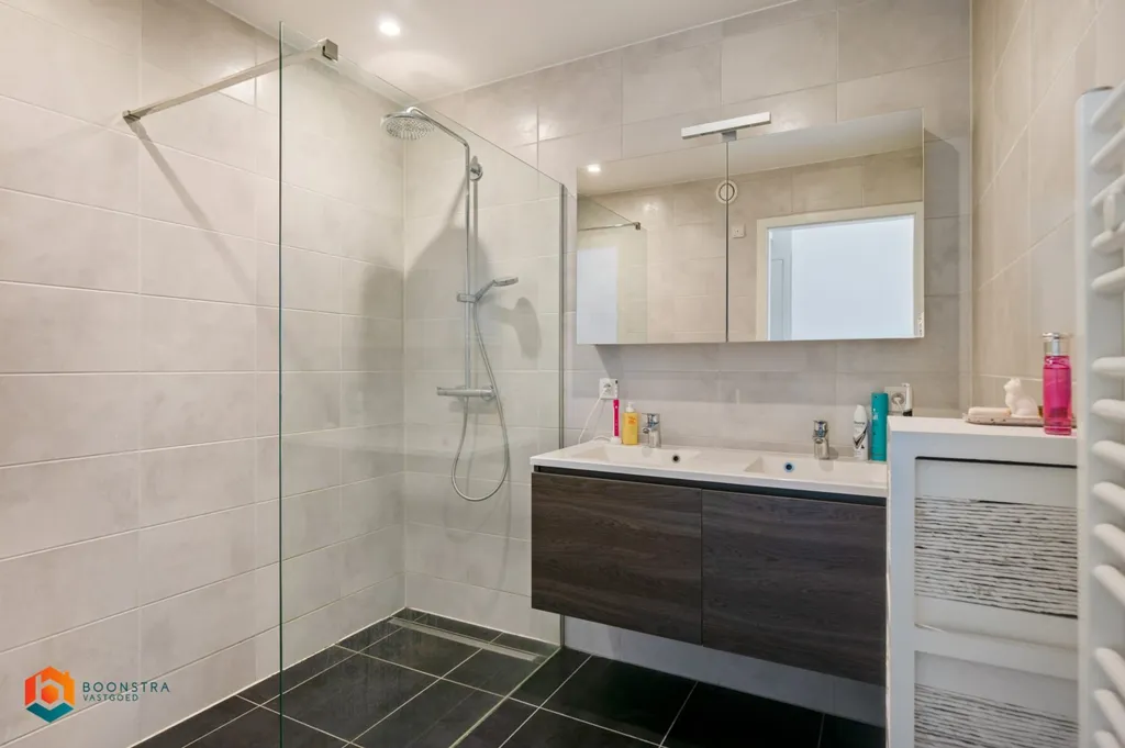 Vannitoad - Bright Flat with Terrace in Heist-op-den-Berg