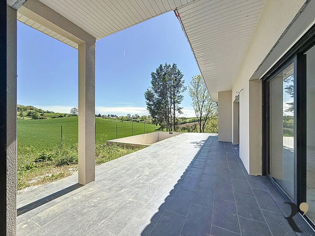 Terrasse - Maison Contemporaine avec Piscine à Verfeil