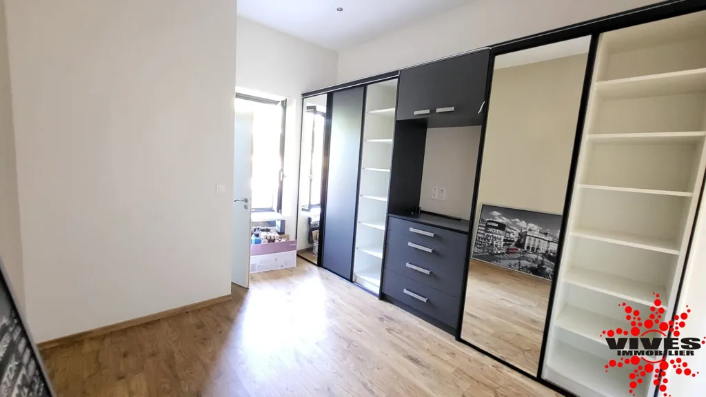 Stanze - T2 Flat with Canal View in Poilhes