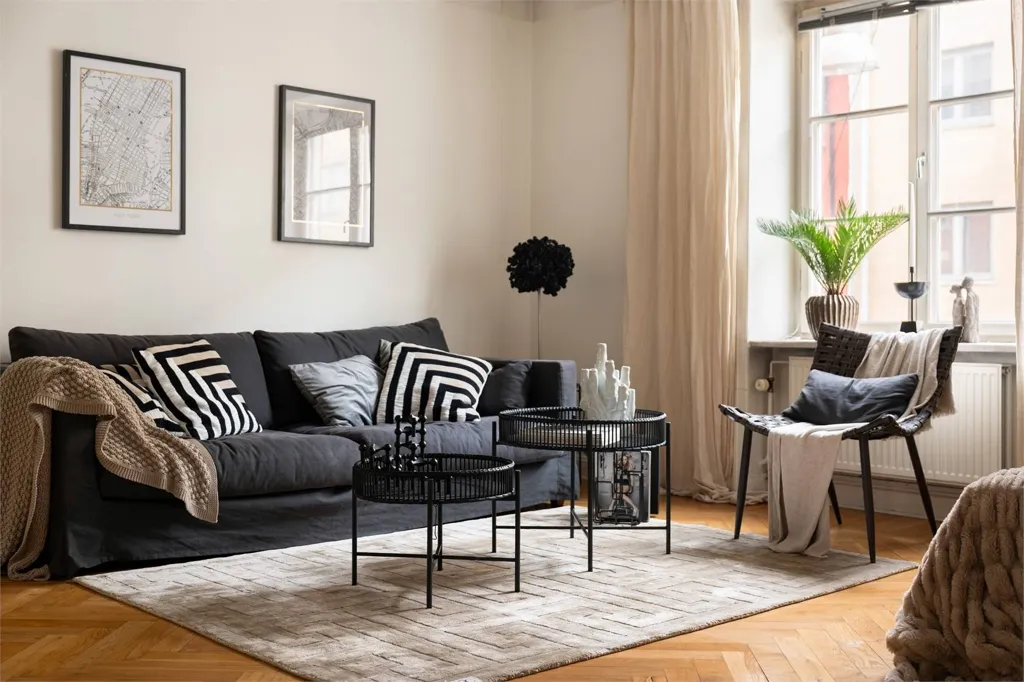 Living Room - 1930s Charm Flat in Haga Norra, Solna
