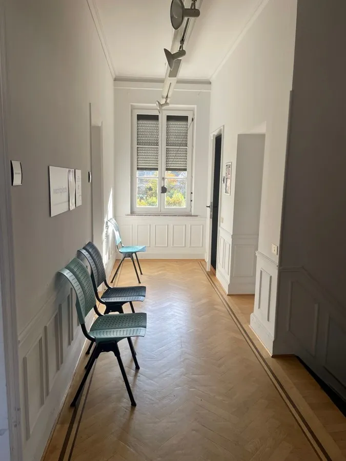 Esik - Office Space in Charming Townhouse, Harelbeke