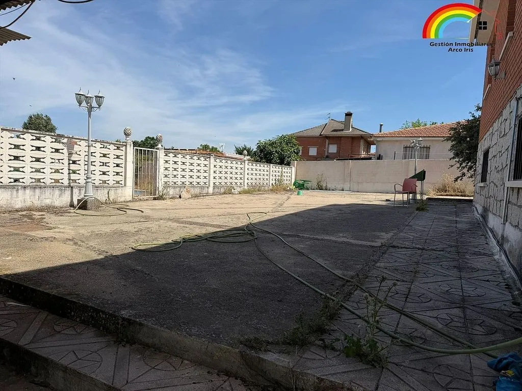 Aed - Chalet with Pool in Hormigos