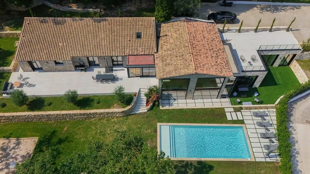 pool_area