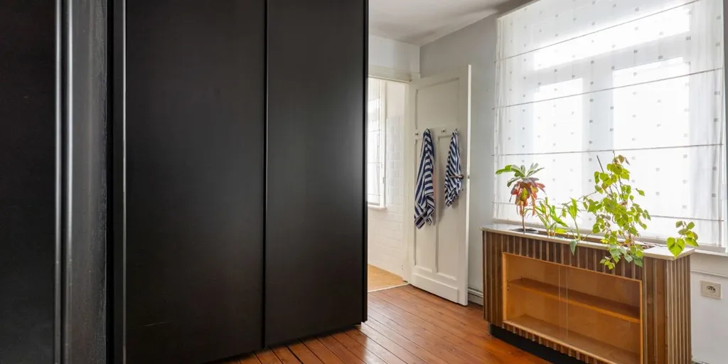 Entrée - Maison Rénovée avec Jardin à Ekeren
