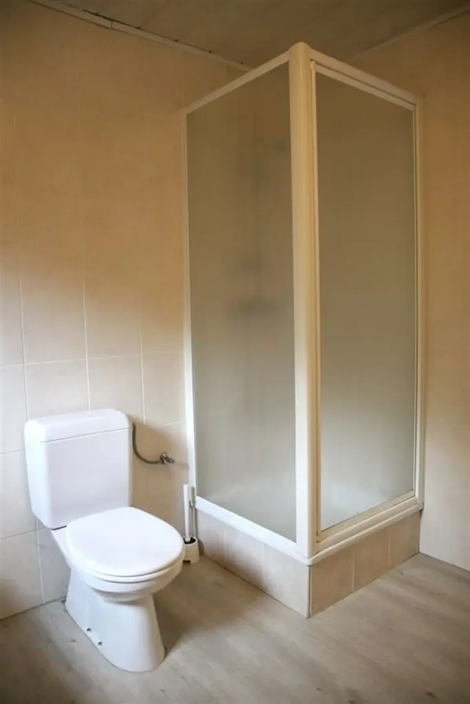 Salles de bain - Maison de Plain-Pied au Calme avec Terrasse à Bruxelles
