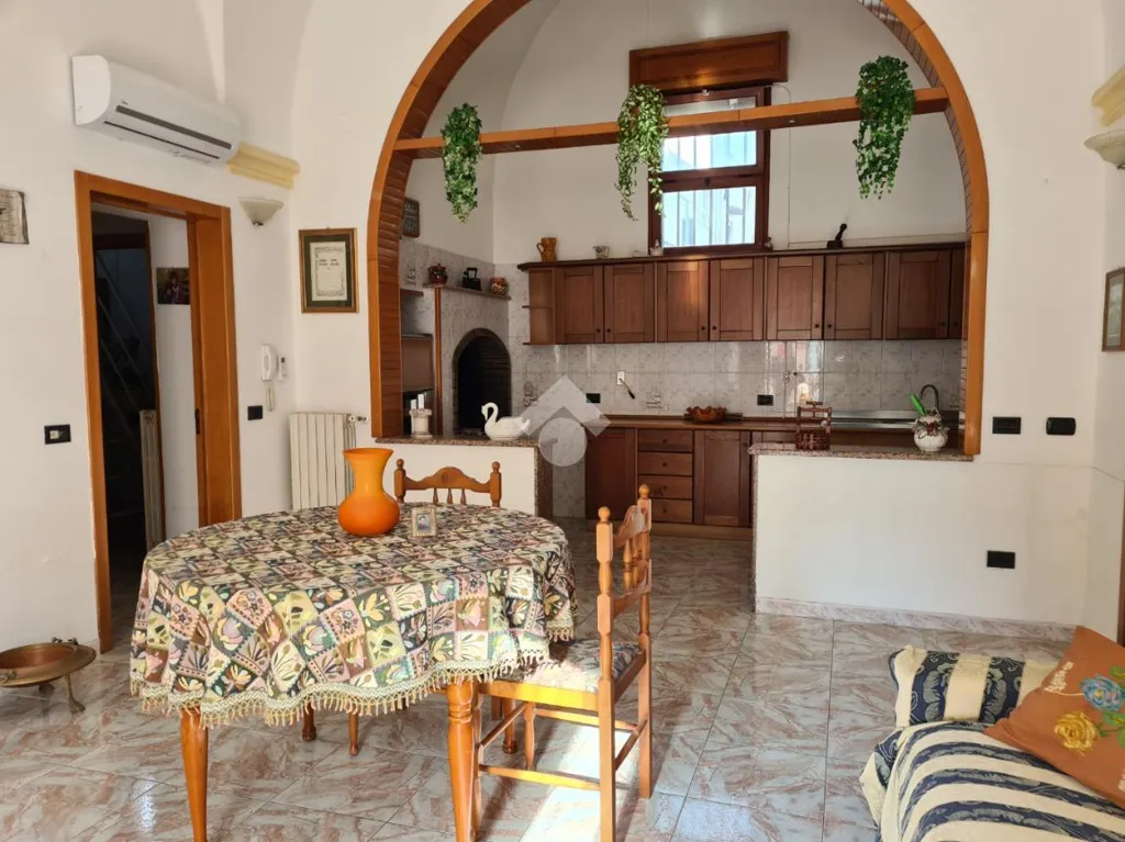 Salle à manger - Independent House with Starry Vault in Alezio Centre