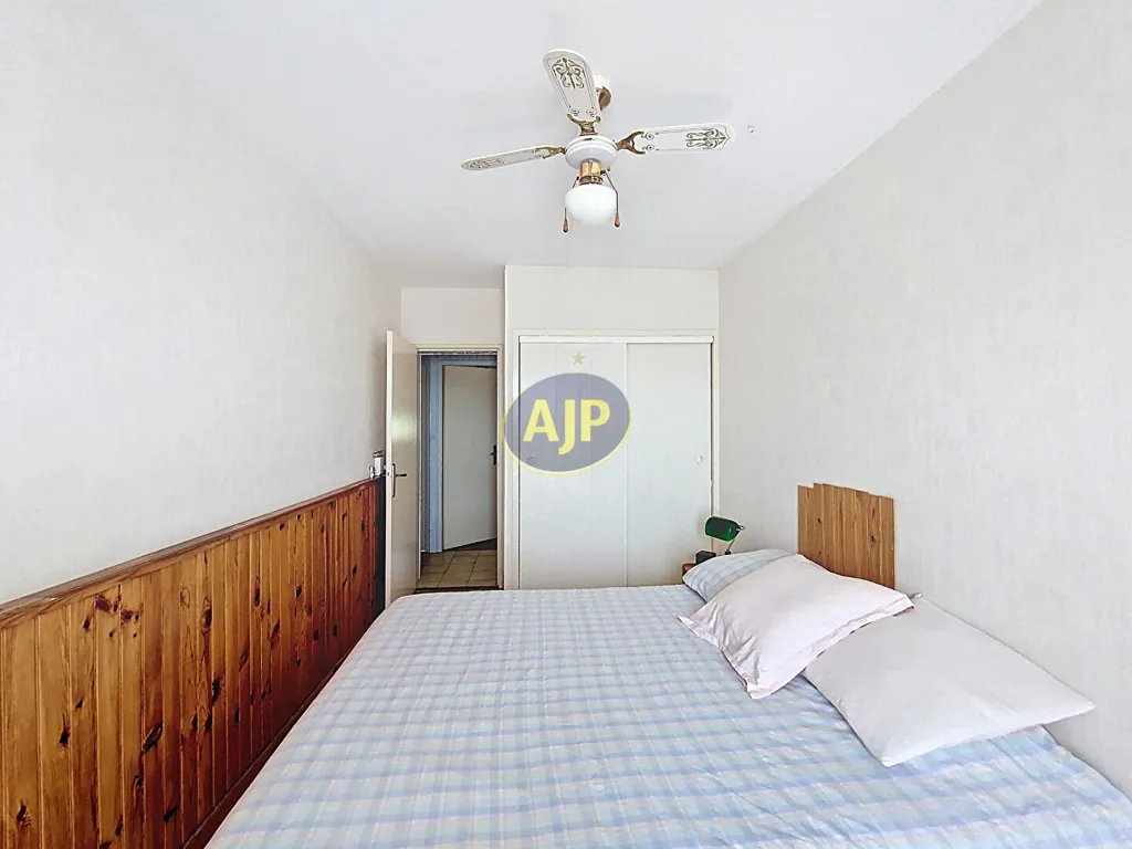 Magamistoad - 3-Bedroom Apartment with Balcony in Merignac