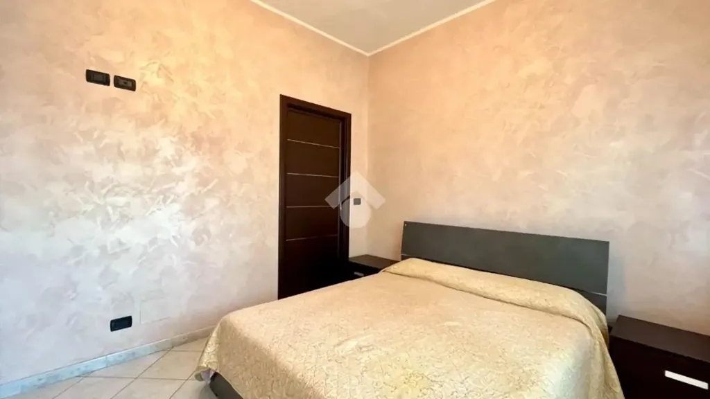 Chambres - Restored 4-Bedroom Flat with Balcony in Torino